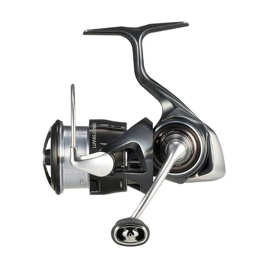 Daiwa 24 Luvias Spinning Reel