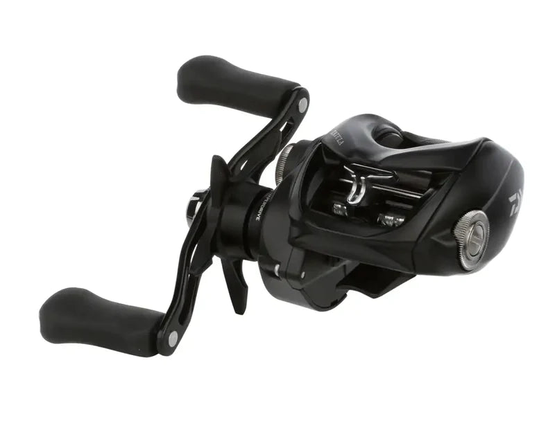 Daiwa Tatula TW100 Baitcasting Reel (anniversary new version gifts included)