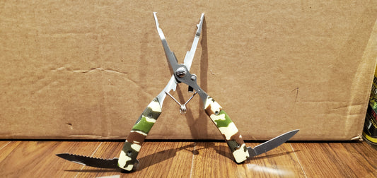 Multifunctinal FISHING MITTEN SCISSOR/FORCEP CLAMP/KNIF/SAW