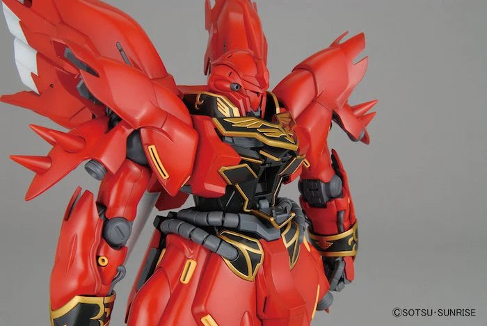 MG 1/100 Sinanju (Anime Color Ver) 1/100