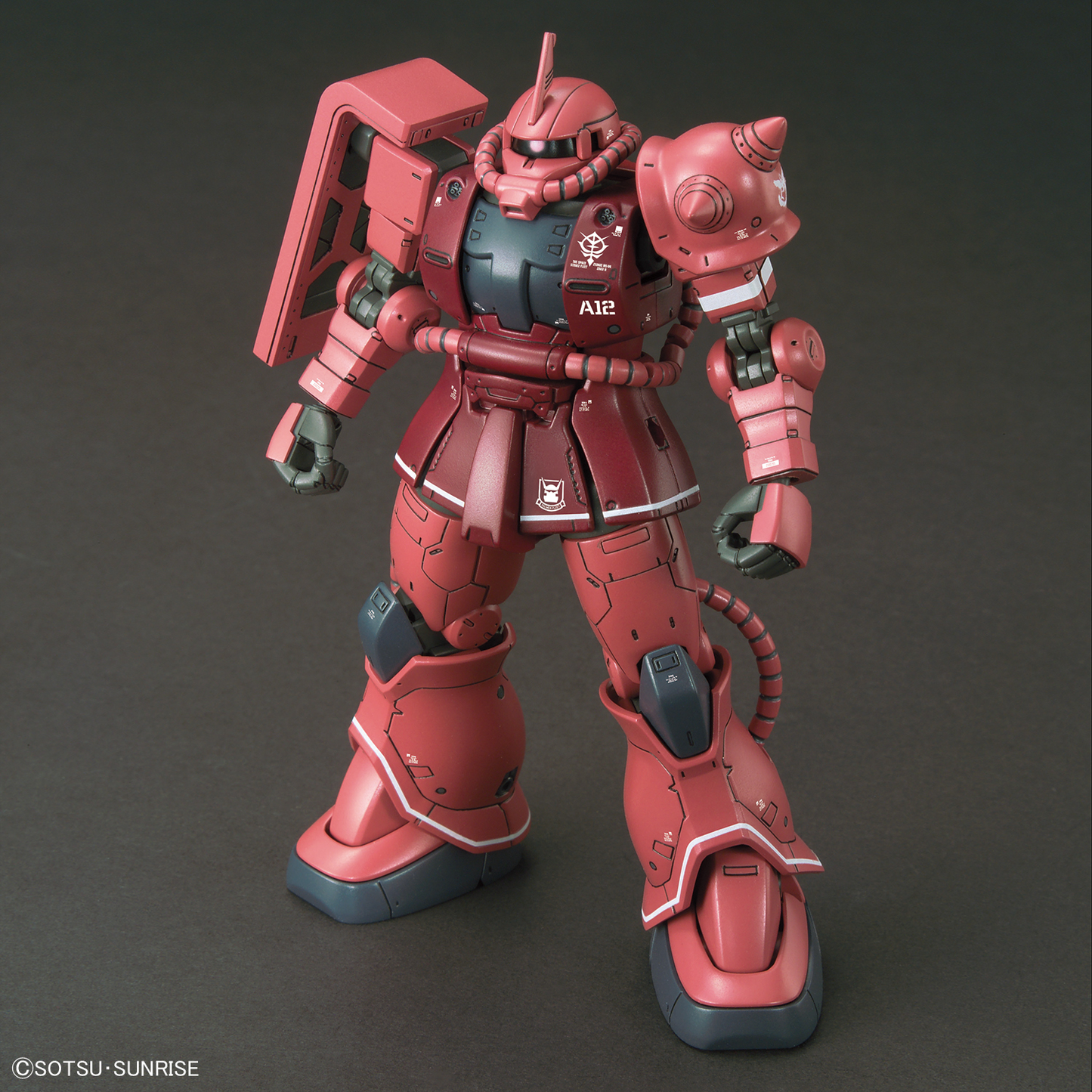 HG 1/144 MS-06S ZAKU II PRINCIPALITY OF ZEON CHAR AZNABLE'S MOBILE SUITS Red Comet Ver