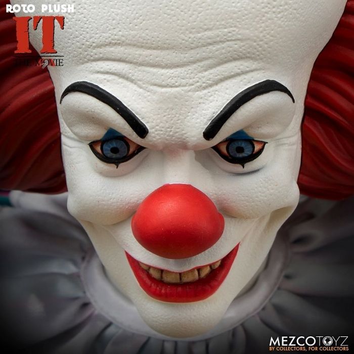 MDS DESIGNER SERIES / IT IT (1990): PENNYWISE 18INCH ROTO PLUSH DOLL